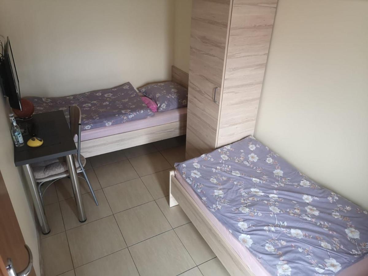 Pokoje Freedoor Ługniany Zewnętrze zdjęcie